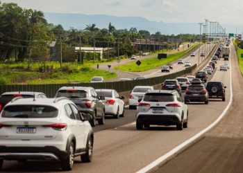 Mais de 1 milhão de veículos devem trafegar pela BR-101 no Carnaval