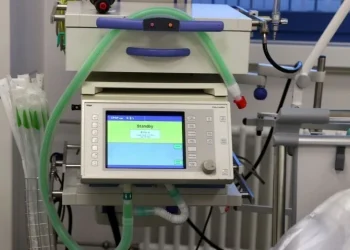 Caso dos respiradores: Justiça bloqueia mais de R$ 450 mil de réus