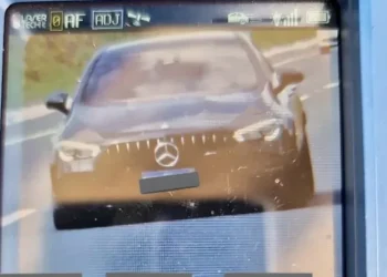 Criciúma: motorista de Mercedes é flagrado a 180 km/h