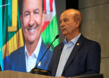 Governador Jorginho Mello participará de reunião com ministro de Lula