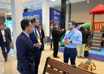 Prefeito de Tubarão participa de ato em defesa aos municípios em Brasília