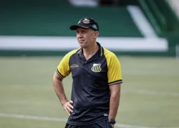 Criciúma acerta com o técnico Eduardo Baptista