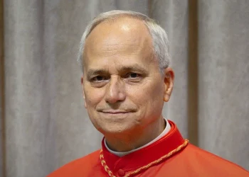 Cardeal norte-americano é eleito o novo papa da Igreja Católica