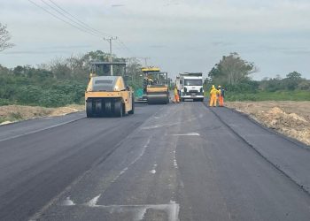 Trecho da Aggeu Medeiros em Laguna retoma obras