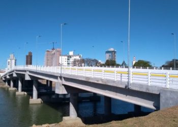 Tubarão: corpo é encontrado embaixo de ponte no centro