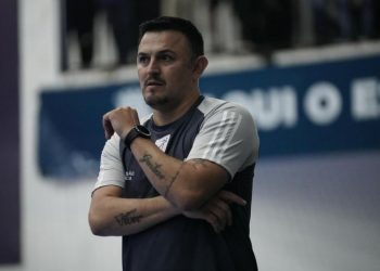 Tubarão Futsal anuncia Betinho Castro como novo treinador