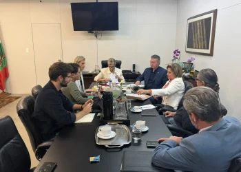 Magistério estadual terá reajuste no salário de 11%