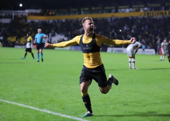 Marcelo Hermes salva o Criciúma e Tigre vence o Amazonas