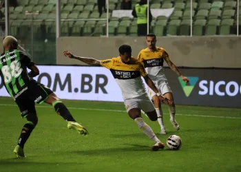 Criciúma empata com o América-MG e põe fim à sequência de vitórias na Série B