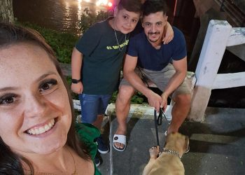 Família continua campanha após incêndio destruir casa