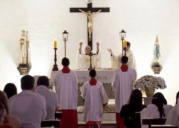 Católicos seguem maioria na região, segundo o IBGE