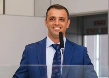 Garopaba: prefeito é indiciado por liderar suposto esquema de fraudes em licitações