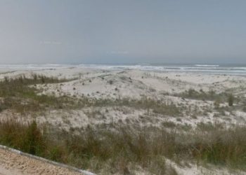 Jaguaruna: ossada humana com marcas de tiros é encontrada em dunas