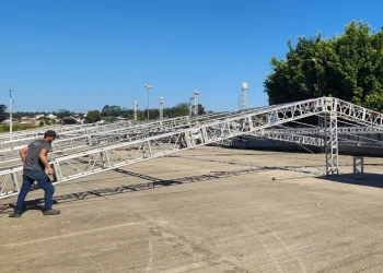 Estrutura da AgroPonte 2025 começa a ser montada