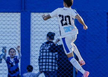 Peixe goleia e mantém chances de classificação