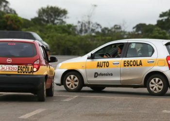 Detran de SC emite nota sobre possíveis mudanças na formação de condutores