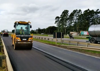 Obras na BR-101 exigem atenção dos motoristas na região Sul catarinense