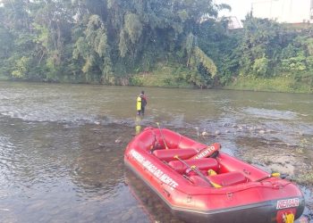 Homem desaparece após afogamento em rio da região