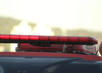 Quatro jovens são presos após furto de TVs durante a madrugada