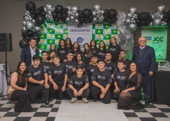 Cerimônia de formatura marca a conclusão do Programa Jovens Cooperativistas da CERGRAL