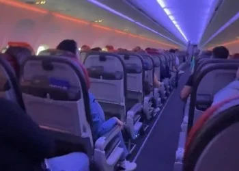 Avião colide com granizo, gera grande turbulência e assusta passageiros em Santa Catarina