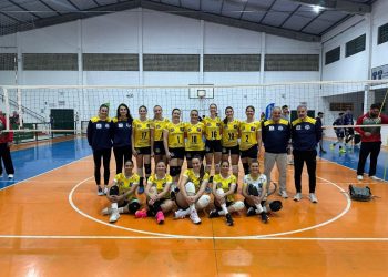 São Ludgero conquista vaga para etapa estadual dos Jogos Abertos no vôlei feminino