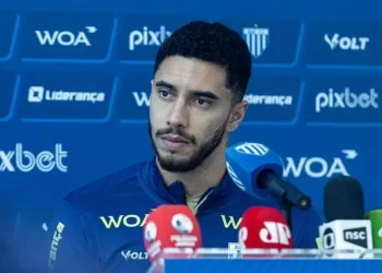 Avaí perde goleiro e lateral para enfrentar o Criciúma