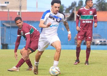 Tubarão perde no jogo de ida pela Copa Santa Catarina