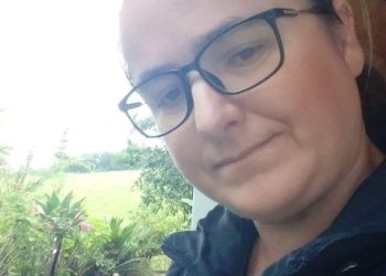 Mulher morre atropelada por ônibus escolar no interior de Rio Fortuna