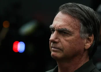 Jair Bolsonaro é preso preventivamente pela Polícia Federal