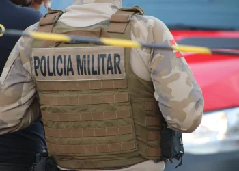 Tentativa de homicídio: dupla ataca homem com golpes de facão