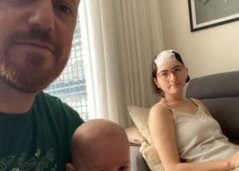 Família pede ajuda após mãe sofrer AVC grave horas depois do parto