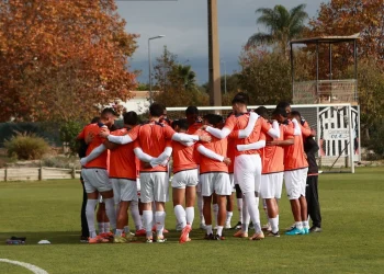 Camboriú, com sede em Imbituba, retorna de Portugal após período de treinamentos e jogos-treino