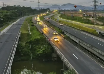 Manutenção na ponte sobre rio Capivari restringe fluxo na BR-101