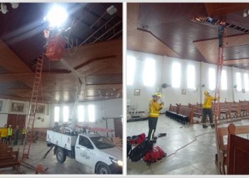 Tubarão: trabalhador fica pendurado a 10 metros em telhado de igreja e é resgatado