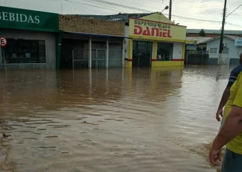 Chuva causa alagamentos em Sangão