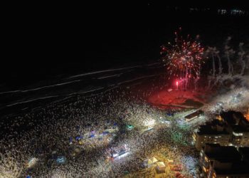 Virada do ano em Laguna mantém a tradição