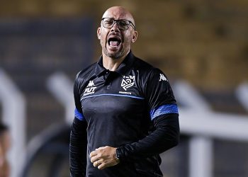 Rogério Corrêa é o novo treinador do Hercílio Luz